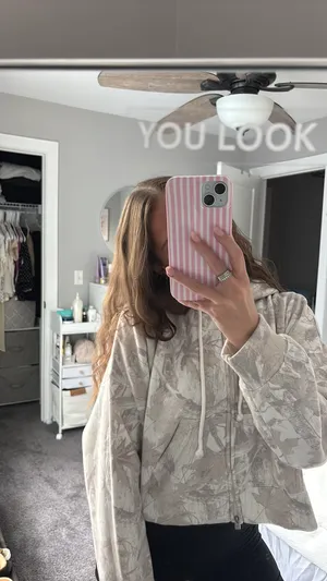Hollister Camo Zip-Up Sweater thumbnail 2