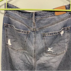 American Eagle Outfitters Light Blue Ripped Straight Leg Jeans high rise mom 4R thumbnail 6