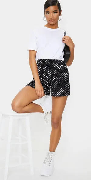 Pretty Little Thing Black Jersey Floaty Polka Dot Shorts thumbnail 1
