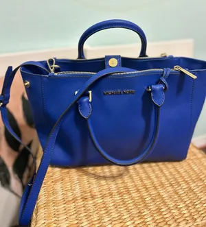 Michael Kors Purse thumbnail 1