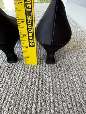Vintage 90s Anne Klein Black Embroidered Pointed Toe D’Orsay Kitten Heels Sz 9.5 thumbnail 5