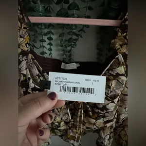 ASTR The Label Toni Ruched Halter long sleeve peplum floral top thumbnail 4