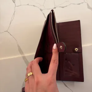Kate Spade Burgundy Pebbled Leather Wristlet Wallet thumbnail 4