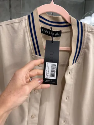 Lioness Beige Button-Front Shirt with Navy Stripe Collar - XS (New with Tags) thumbnail 3