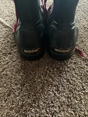 Bogs Black Combat Boots with Burgundy Laces Size 6 thumbnail 3