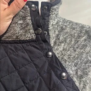 Abercrombie & Fitch black and gray‎ comfy pull over jacket size Large thumbnail 2