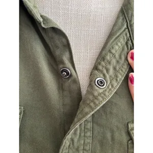 Lucky Brand Utility Shirt Size Medium Olive Green Snap Front Cotton Twill Top thumbnail 5