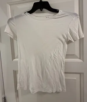 L'AGENCE White Short Sleeve Crewneck Tee thumbnail 1