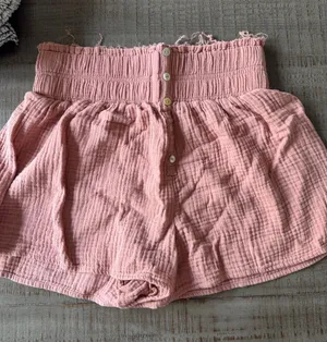 Pink High-Waist Gauze Button Shorts thumbnail 1