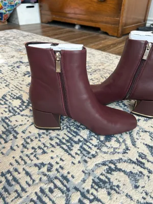 KENNETH COLE NEW YORK Alec Block Heel Ankle Booties in Oxblood thumbnail 3