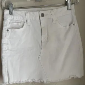 Celebrity Pink white‎ denim mini skirt thumbnail 3