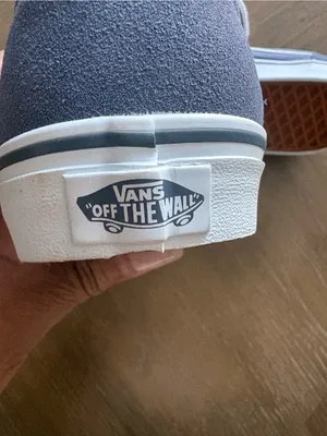 Vans Old Skool in Gray and White thumbnail 4