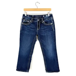 Vintage Y2K Miss Me Dark Wash Signature Cuffed Capri thumbnail 2