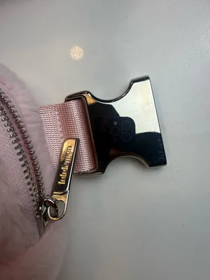 Lululemon‎ Everywhere Belt Bag 1L Plush Fleece Pink Mist Faux Fur Crossbody OS thumbnail 5