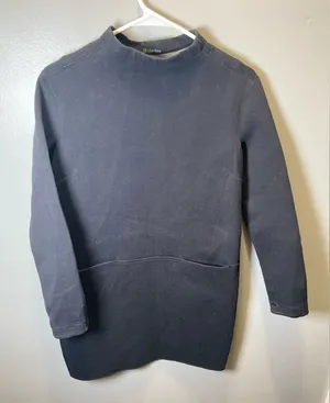 Lululemon Women's Heathered Black City Bound Long Sleeve Mock Neck Dress Size‎ 4 thumbnail 1