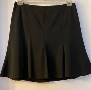 Black Skirt Size 6 thumbnail 1
