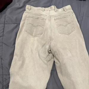 Gloria Vanderbilt Vintage straight legged jeans thumbnail 6