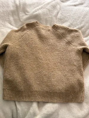 Old Navy Tan Sweater thumbnail 2