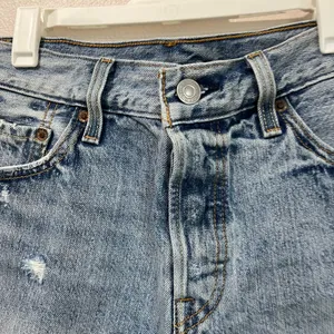 Levi's Premium 501 Cut‎ Off Denim Shorts Size 28 thumbnail 8