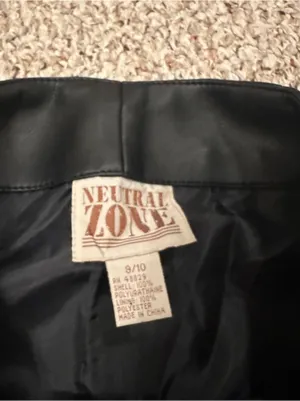 Black Faux Leather Button-Front Mini Skirt thumbnail 4