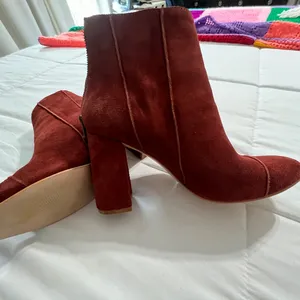 Able Rust Suede High Block Heel Ankle Booties Brown Size 9.5 thumbnail 2