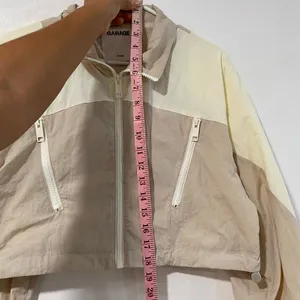 Garage Cropped Windbreaker Jacket XS Beige Cream Colorblock Y2K thumbnail 6