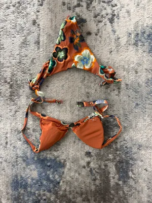 Bikini Hollister Set thumbnail 2