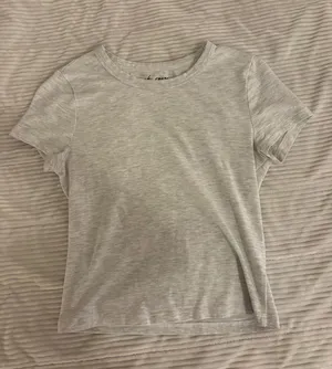 Grey top thumbnail 1