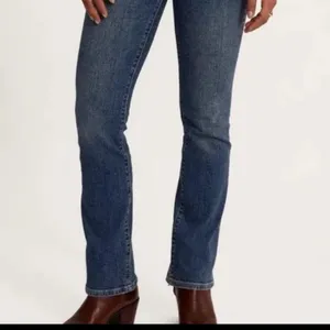 Tecovas Mid Rise Straight Mid wash western jeans size 28‎ thumbnail 9