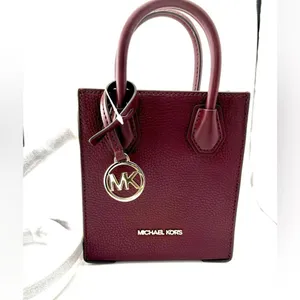 Michael Kors NW(partial)tag Mercer Extra-Small Pebbled Leather Crossbody Bag thumbnail 10