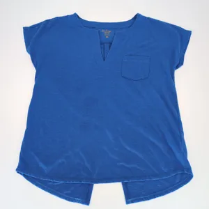 Lilly Pulitzer Luxletic Brodie Blue V-Neck T- Shirt Top Split Back Tee - Size XS thumbnail 5