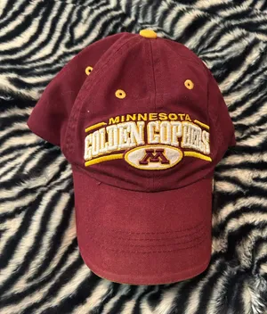 University of Minnesota Hat thumbnail 1