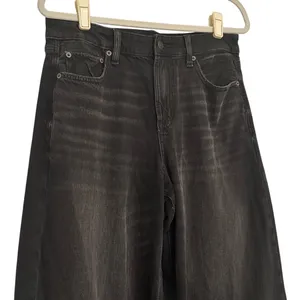 American Eagle Super High-Rise Ultra Wide Leg Jeans Black Strigid Womens 8 Short thumbnail 4