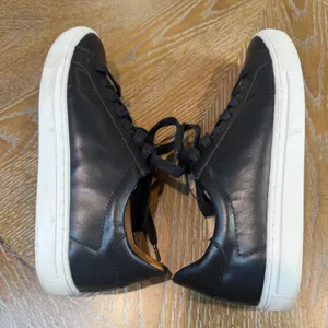 Quince Womens 100% Leather Everyday Sneaker Black White Low Top Size 8 thumbnail 10