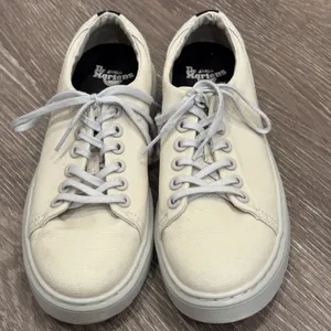 Dr. Martens Dante Canvas Casual Shoes Beige Parchment Low Top Sneakers 6-6.5 thumbnail 2