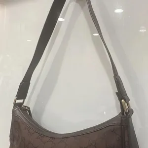 Gucci Canvas Brown Nylon Logo Print Leather Hobo Shoulder Tote Bag Purse thumbnail 3