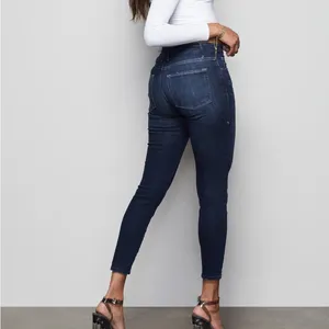 Good‎ American Good Leg Crop in Blue 260 Size 0 or 25 thumbnail 3