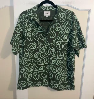 Huf Worldwide Groovy 1/4 Zip Linen Blend Polo Shirt Logo All Over Peace Signs thumbnail 1