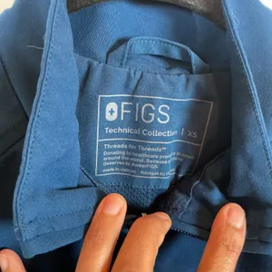 FIGS Sydney Scrub Jacket Full Zip Jacket Womens XS Athletic Athleisure thumbnail 3