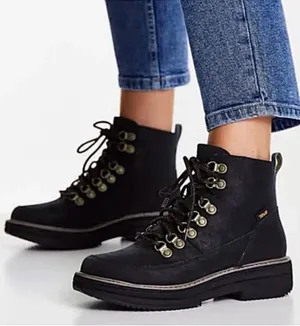 Teva Women's Midform ankle Boots leather lace up black sz 8 hiking gorpcore thumbnail 1