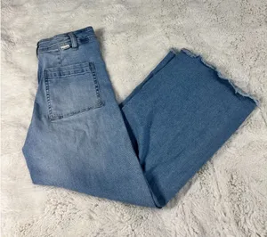 Billabong Wide Leg Jeans Women's Size 26 Light Wash Blue Raw Hem Frayed thumbnail 1