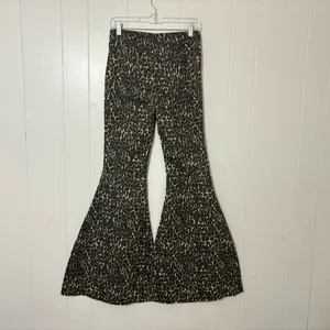 Blank Paige Leopard Print Bell Bottom Jeans Raw Hem Size M thumbnail 9