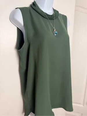 Simply Vera Vera Wang Olive Green Sleeveless Mock Neck Tank thumbnail 2