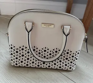Kate spade purse white thumbnail 1