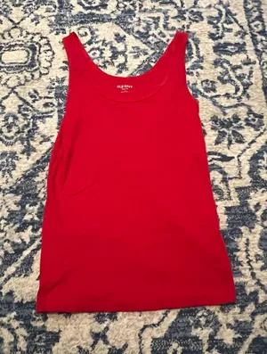 Old Navy Tank Top thumbnail 1