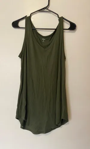Army Green Tank thumbnail 1