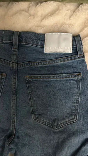 Denim Aritzia Forum High-Rise Jeans Straight thumbnail 5