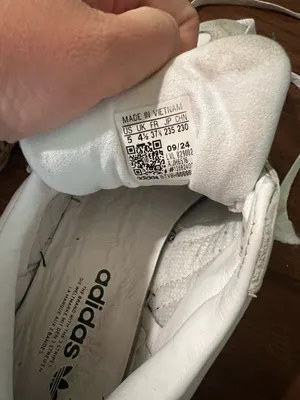 Samba sneaker worn maybe 2 times perfect condition thumbnail 7