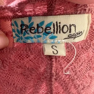 Rebellion Womens Cardigan Small‎ Rose Pink Lace Duster Robe Beach Cover Festival thumbnail 7