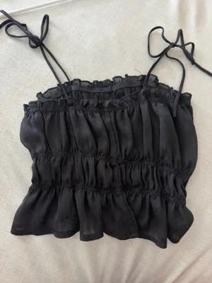Princess Polly Top Black thumbnail 1
